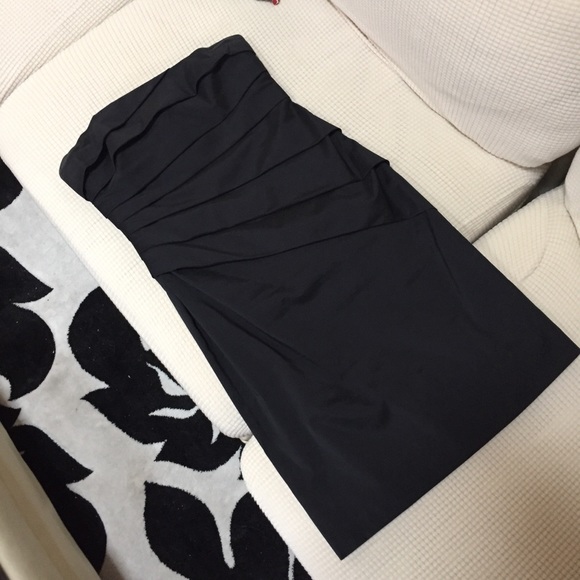 Black Strapless Evening Dress - Picture 2 of 6